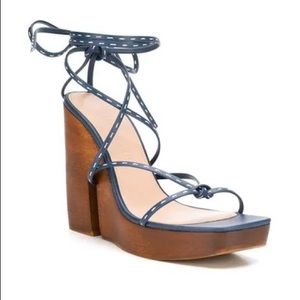 JACQUEMUS Pilotis Wooden Wedge Leather Sandals In Blue